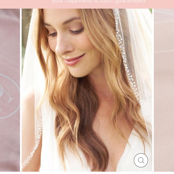 Crystal and pearl fingertip veil main image 4